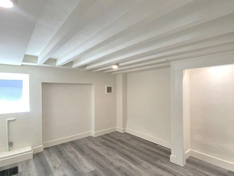 2312-14 Ellsworth Street — Photo 29
