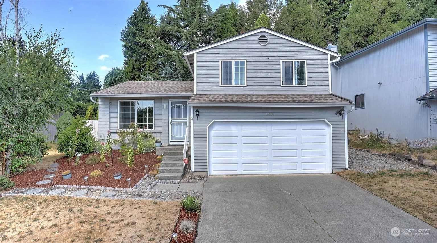 13718 SE 273rd Street photo 1