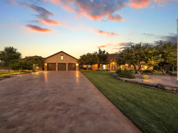 171 Sandstone Ridge Drive, Marble Falls, TX 78654-7927