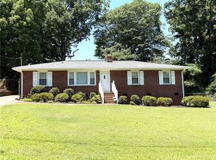 13 Lynhurst Dr, Greenville, SC 29611