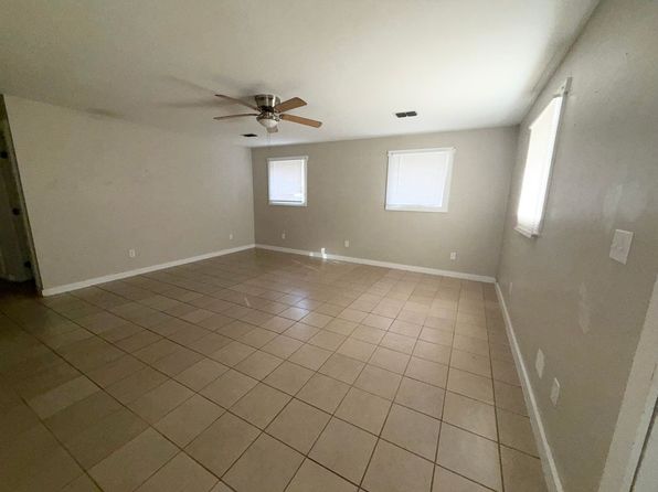 300 S Cedar St Unit 3