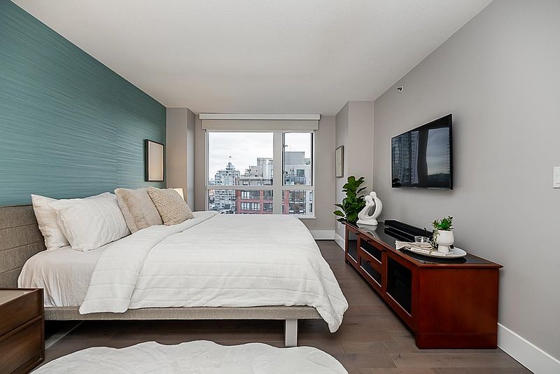 Vancouver Apartment for rent - 2 Bedrooms — photo 20