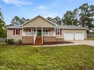 235 Lakeridge Dr, Cameron, NC 28326