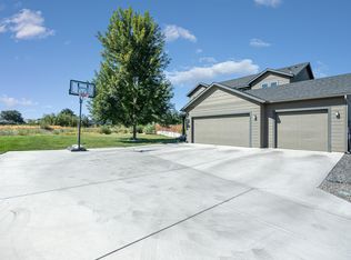 1276 S Keller Pl, Kennewick, WA 99338