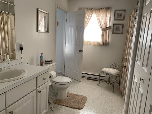 2nd image of 14 Pond View Dr
