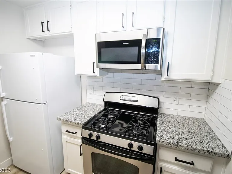 1468 Reef Ridge Ct — Photo 3