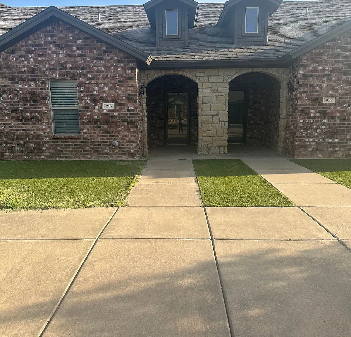 3 bed, 2.0 bath, 1602 sqft, $1,500 — Photo 1