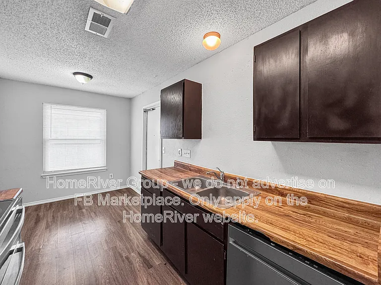 12160 Stoney Brg — Photo 12