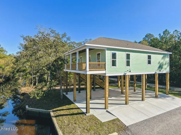 4150 17th St, Bay Saint Louis, MS 39520