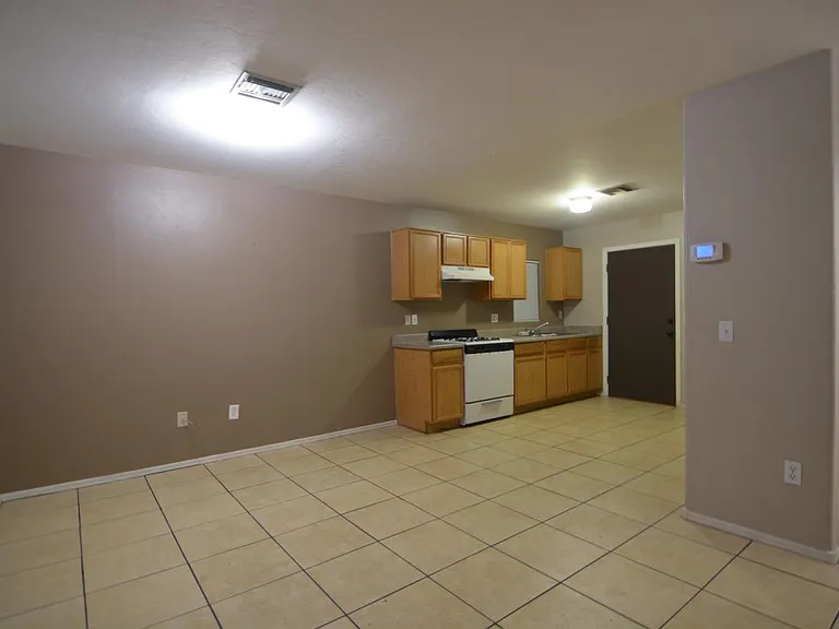 330 E Ajo Way #1 — Photo 2