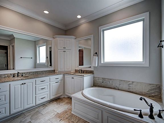 5th image of 153 Belle Terre Dr