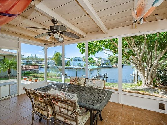 5th image of 120 Gulfwinds Dr E