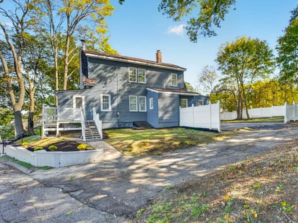 19 Genessee St, Worcester, MA 01603