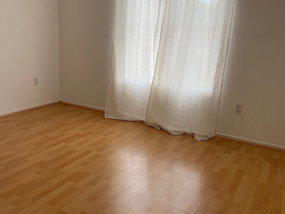 2nd image of 740 Allen Dr