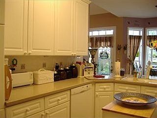4th image of 4705 Wedgefield Dr