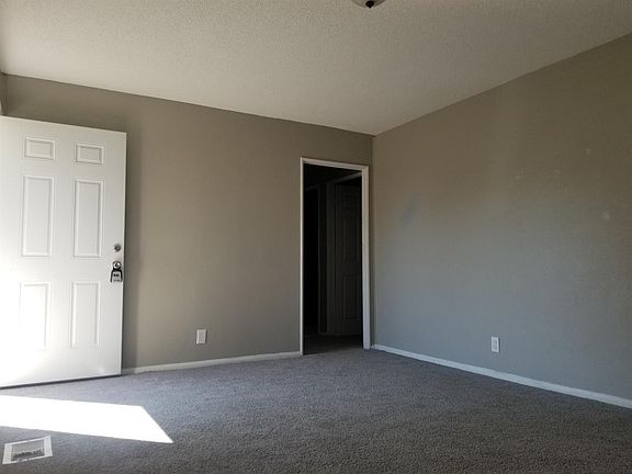 4th image of 1922 Ashbrook Dr