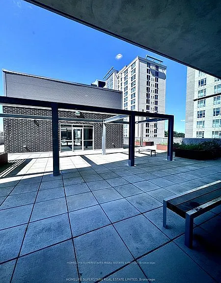 318 Spruce St #406 — Photo 25