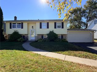 309 Fielding Rd, Rochester, NY 14626