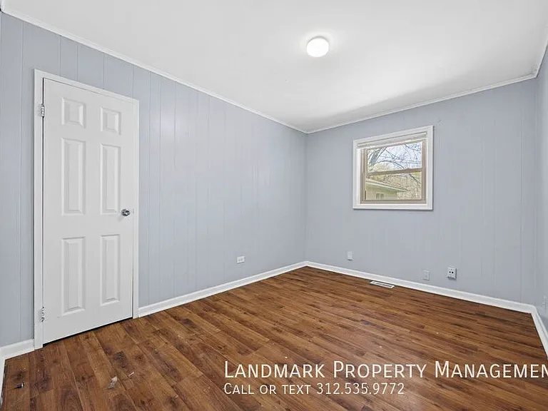 336 Waldmann Dr — Photo 12