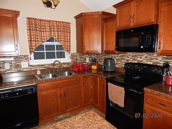 5th image of 3806 Maliki Dr