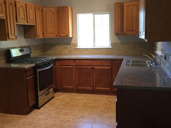 4th image of 10342 Beeman Dr
