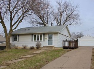 1113 6th St W, Milan, IL