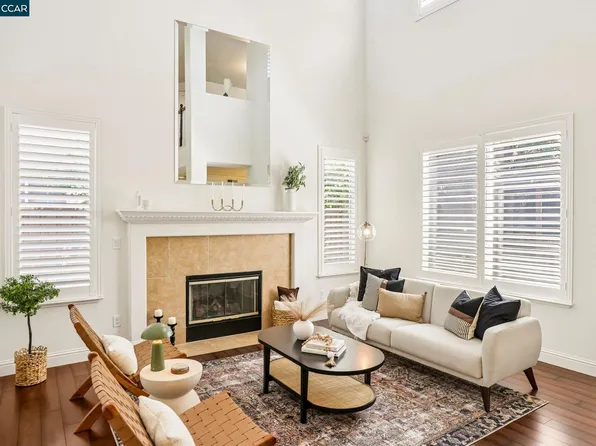 1344 Panwood Ct, Brentwood, CA 94513