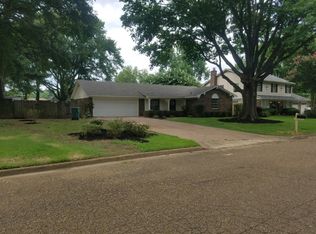 882 Mecklenburg Cv, Southaven, MS 38671