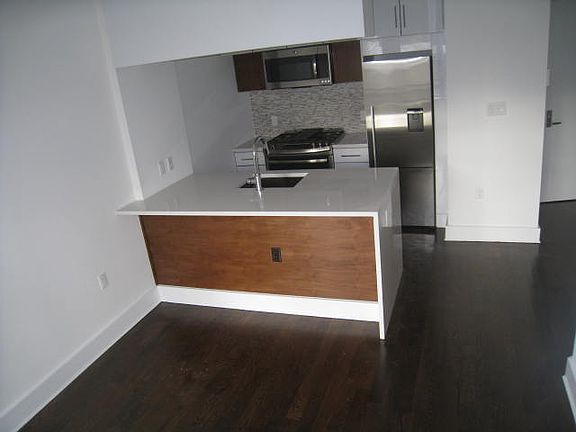 2nd image of 2333 31st Ave #3A