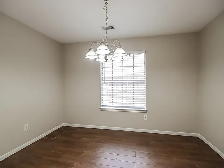 5015 Cupids Bower Ct — Photo 6