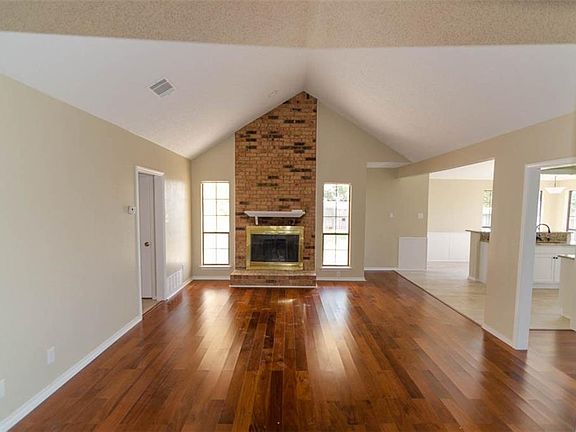 5th image of 3314 Shoreside Dr