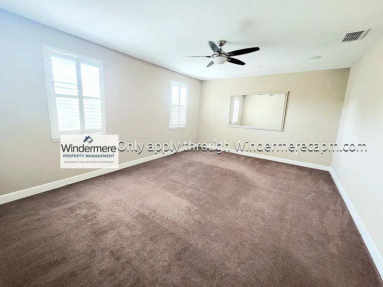 1563 Parkside Way — Photo 9