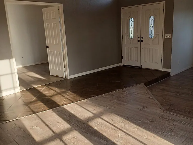 Pueblo Rd — Photo 10