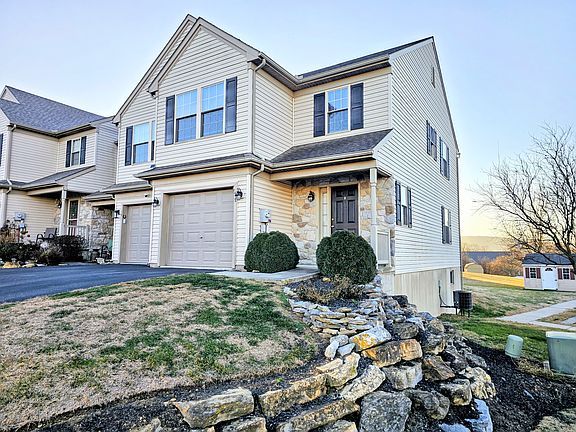 2nd image of 21 Granite Dr