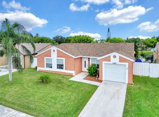 18997 Cloud Lake Cir, Boca Raton, FL 33496