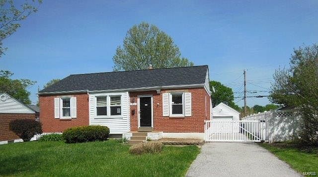1st image of 9838 Chesterton Dr