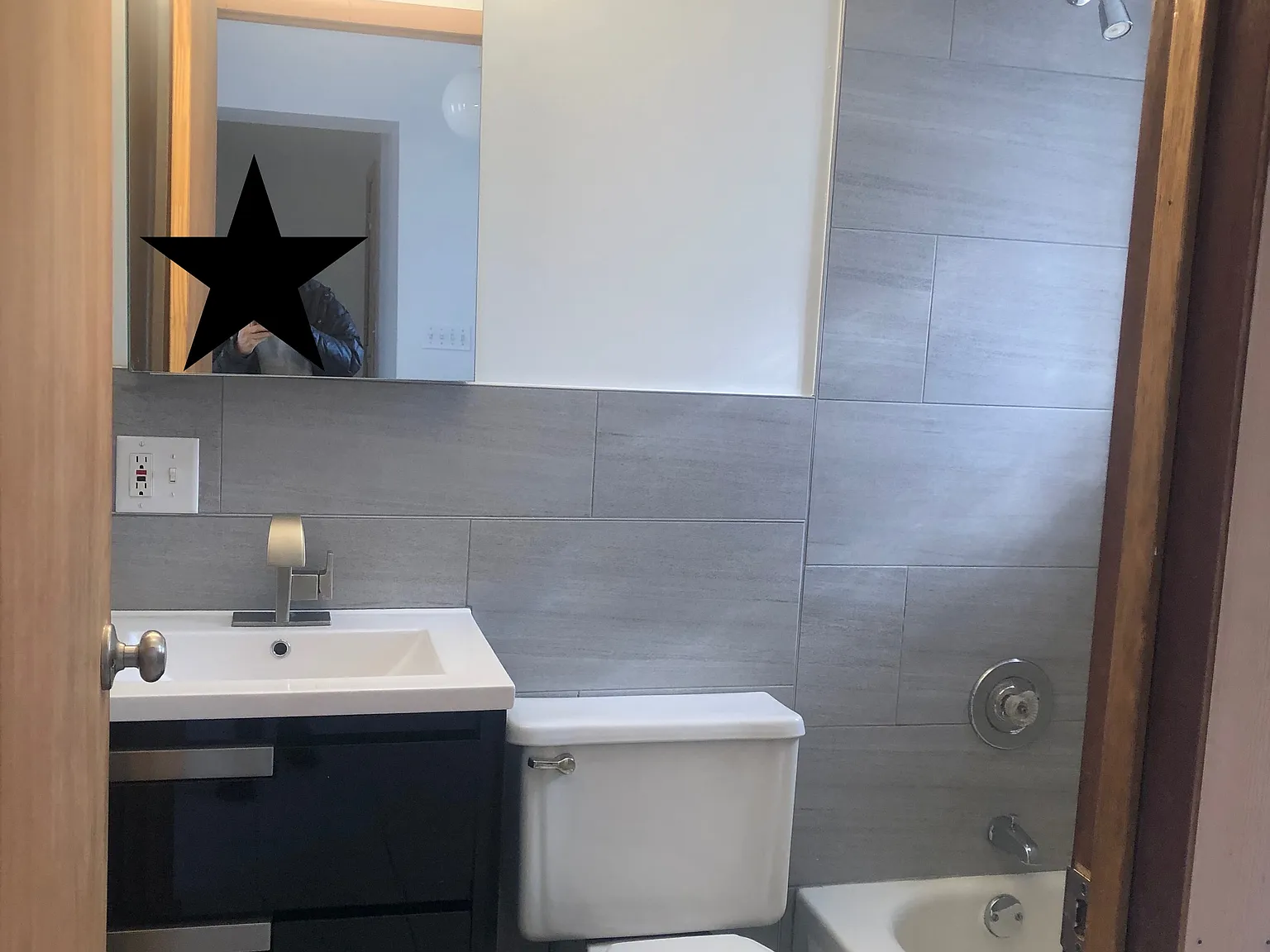2 bed, 800 sqft, $2,195 — Photo 3