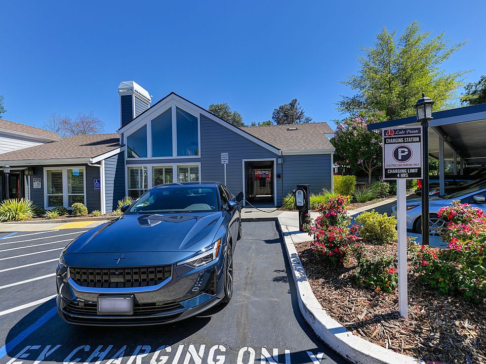 Lake Pointe EV Charging Station