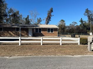 1468 Myrtle Ave, Live Oak, FL 32064
