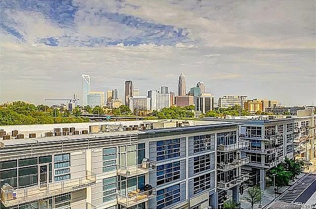 1st image of 1133 Metropolitan Ave #618