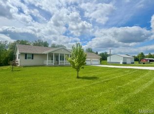 15335 Villa Dr, Monroe City, MO 63456