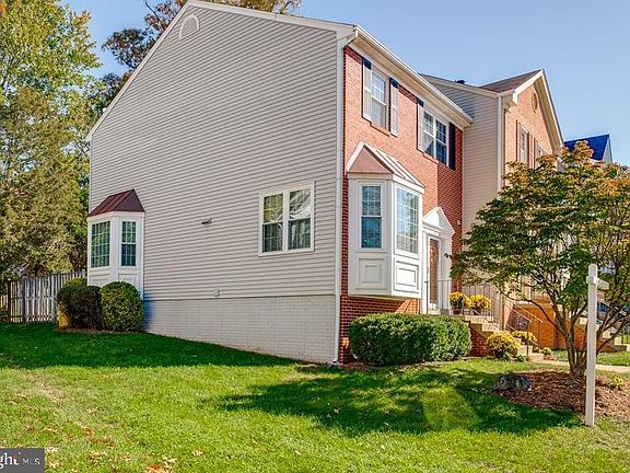 3rd image of 6716 Jenny Leigh Ct