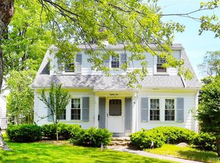 86 Amherstdale Rd, Amherst, NY 14226