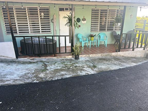 2nd image of 72 Calle Americo #1