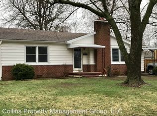 1906 S Patricia Ave, Springfield, MO 65804