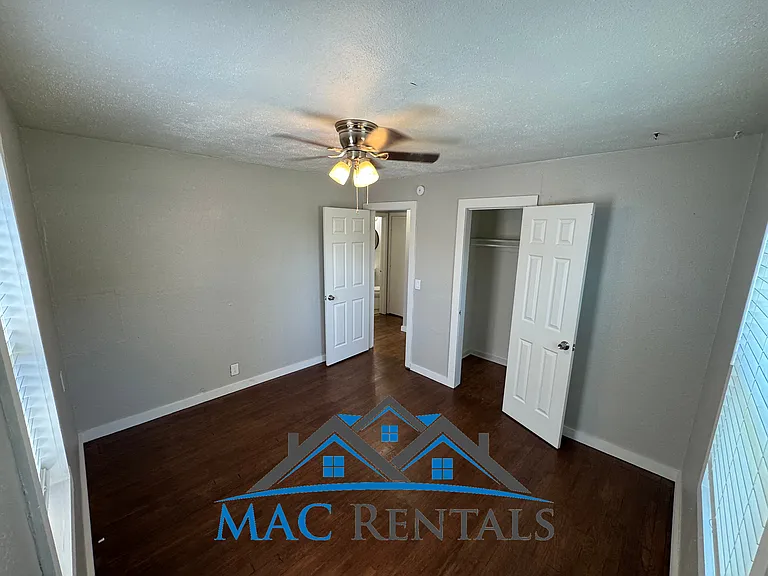 3316 SW 39th St — Photo 6