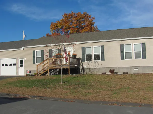 6 Cypress Drive, Norway, ME 04268