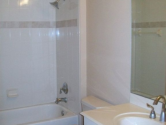 2nd image of 211 Lourdan Ct