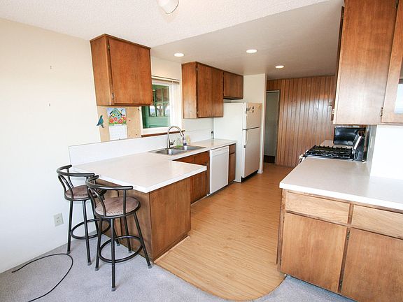5th image of 7846 Donegal Ave