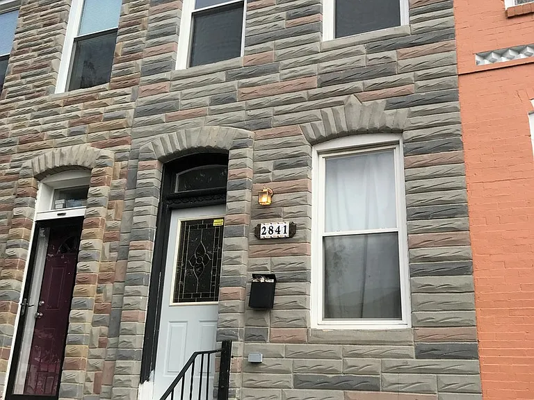 2841 Huntingdon Ave — Photo 1